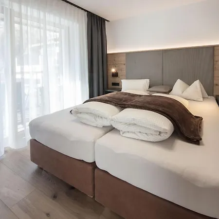 Haus Sonnwend 3* זולדן
