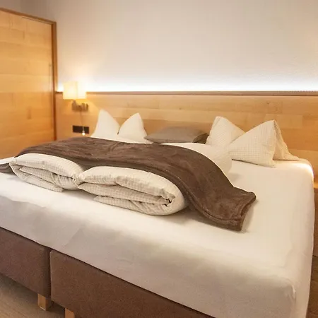 Haus Sonnwend Guest house *
