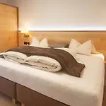 Haus Sonnwend Guest house 3*